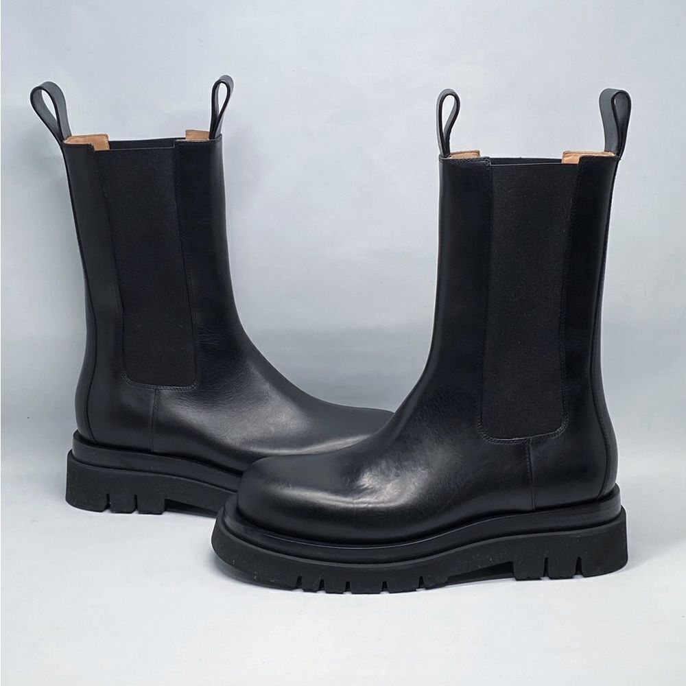 Bottega Veneta Lug Sole Leather Chelsea Boots size 38.5